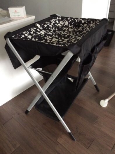 ikea foldable changing table